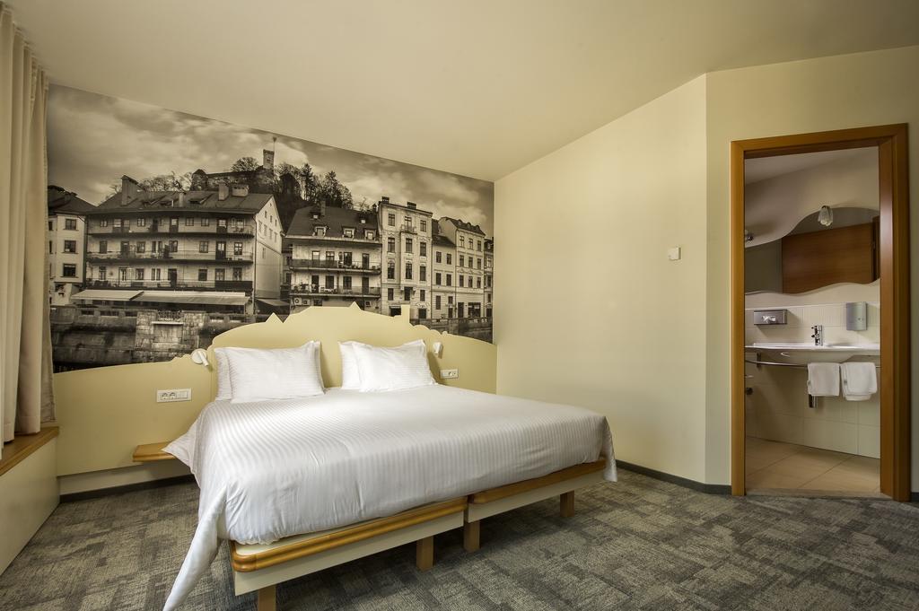 Изображение City Hotel 3*