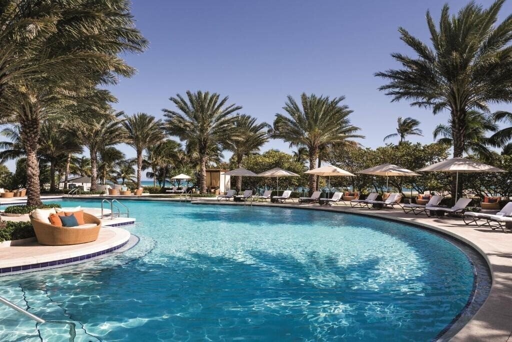 Отель The Ritz Carlton Bal Harbour 5*