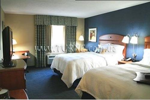 Фотография Hampton Inn New York Laguardia Airport 2*