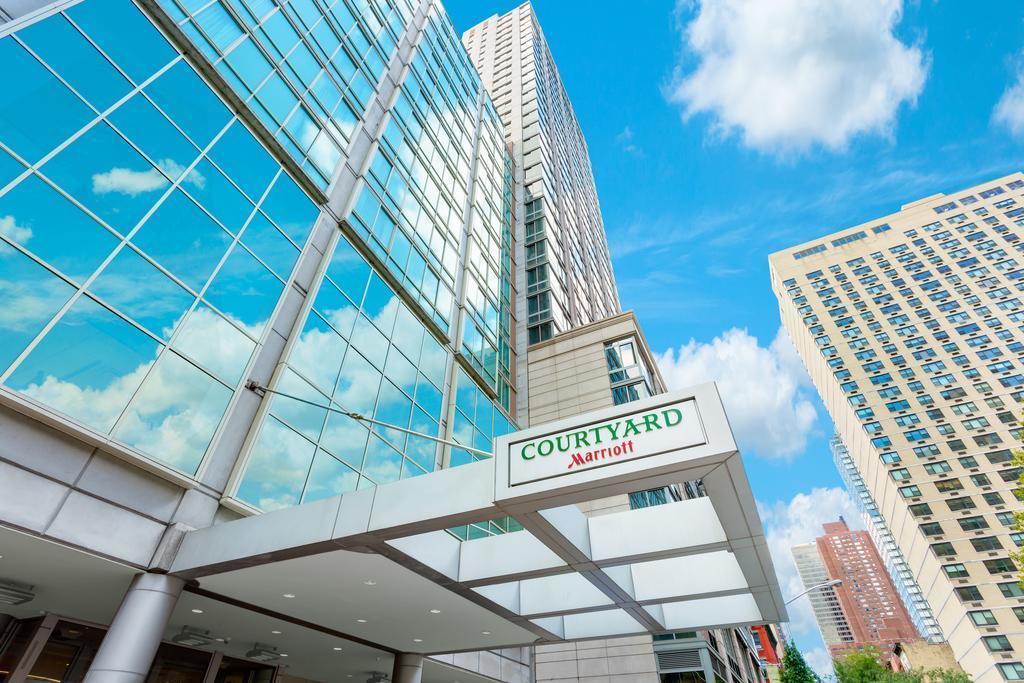 Отель Courtyard New York Manhattan / Upper East Side 3*