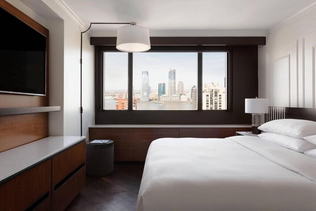 Отель New York Marriott Downtown 4*
