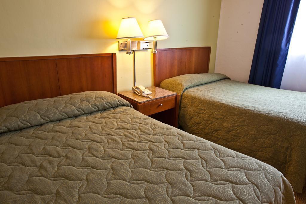 Изображение Oasis Inn 2*