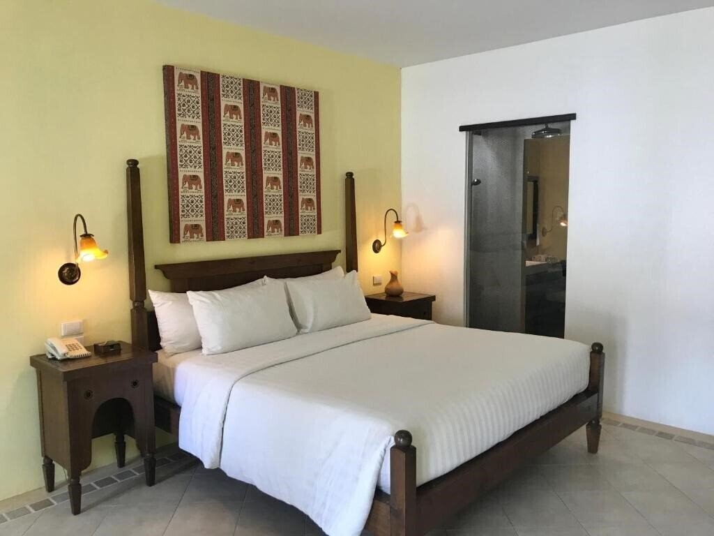 Фото Aonang Colors Hotel Krabi 3*