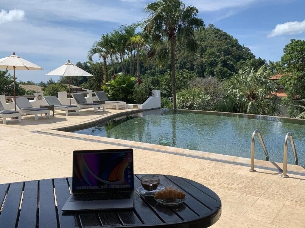 Фотография Aonang Colors Hotel Krabi 3*