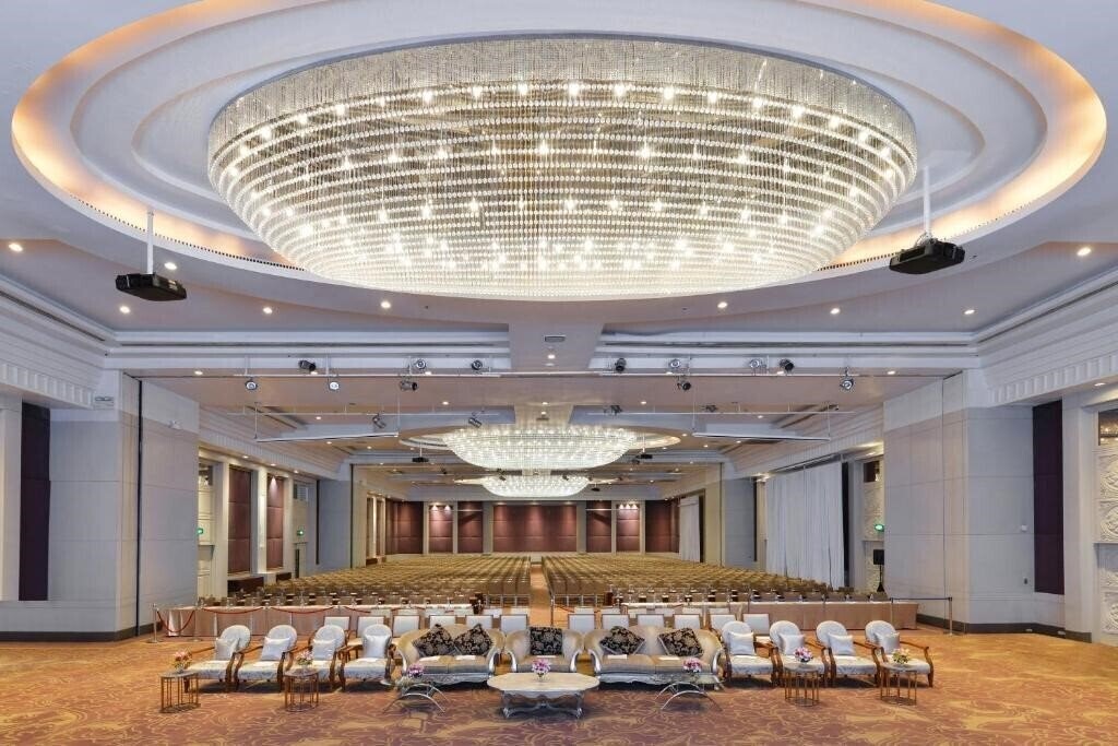 Фотография Miracle Grand Convention Hotel 4*