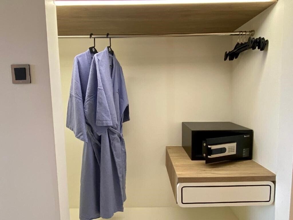 Фото Royal Benja Hotel 4*