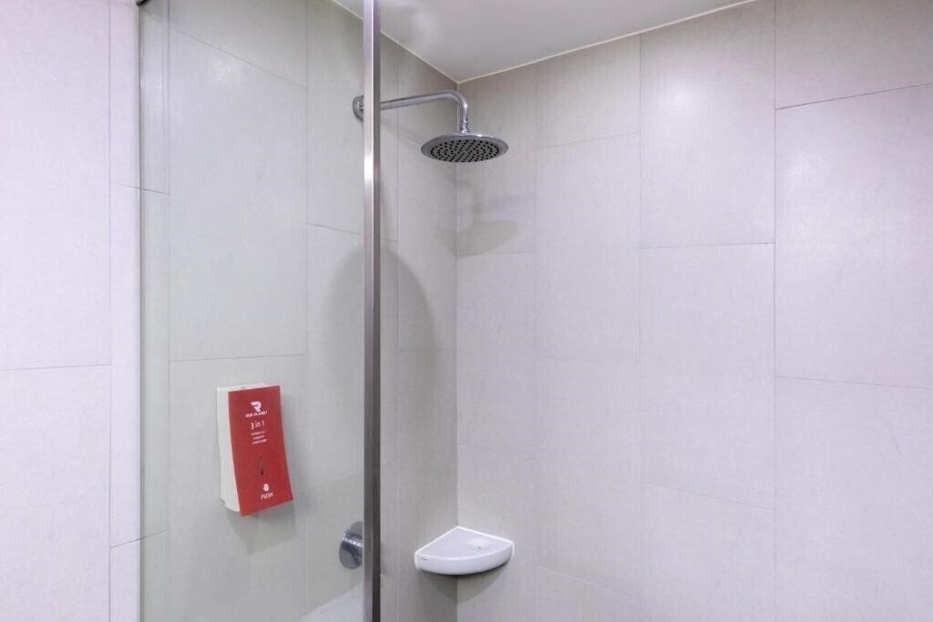 Фотография Red Planet Surawong 3*