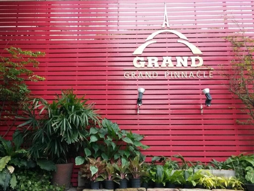 Отель Grand Pinnacle Suvarnabhumi 2*