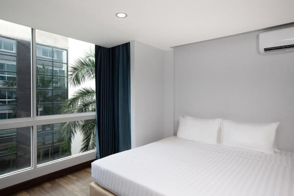 Отель Nantra Sukhumvit 39 Hotel 3*