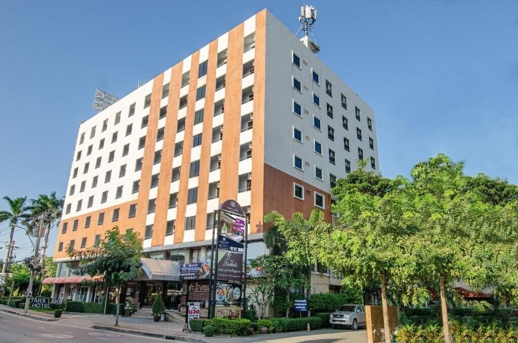 Картинка Tara Lake Bangkok 3*