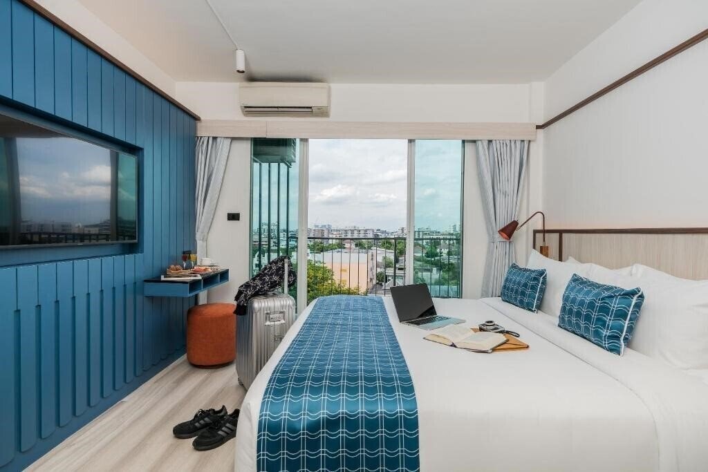 Фото At Mind Executive Suites 3*