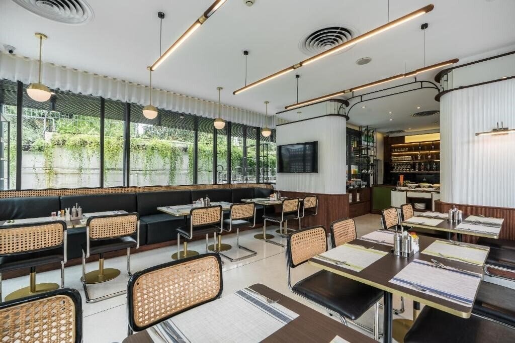 Изображение At Mind Executive Suites 3*
