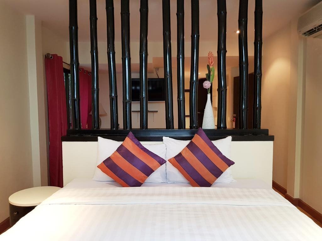 Отель Studio Sukhumvit 18 2*