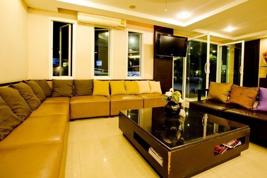 Изображение Sinsuvarn Airport Suite 3*