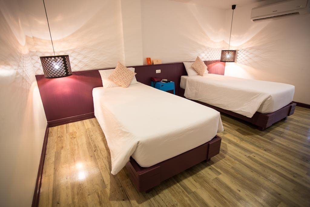 Изображение First House Bangkok 3*