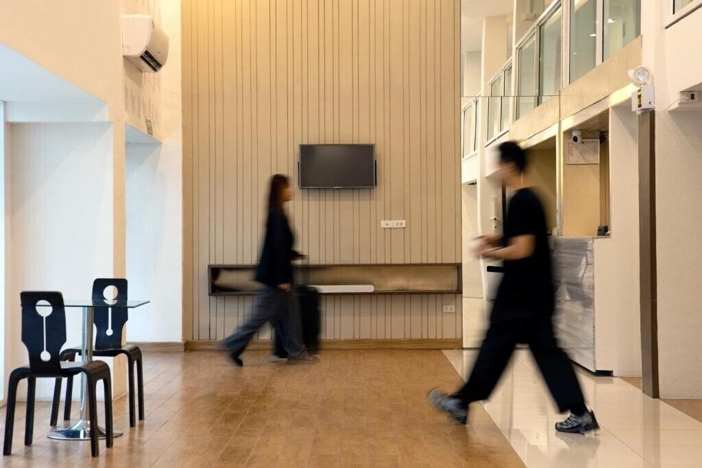 Отель Nantra Silom 3*