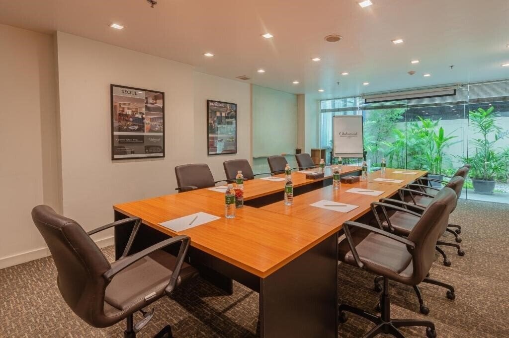 Изображение Oakwood Residence Sukhumvit 24 Bangkok 4*