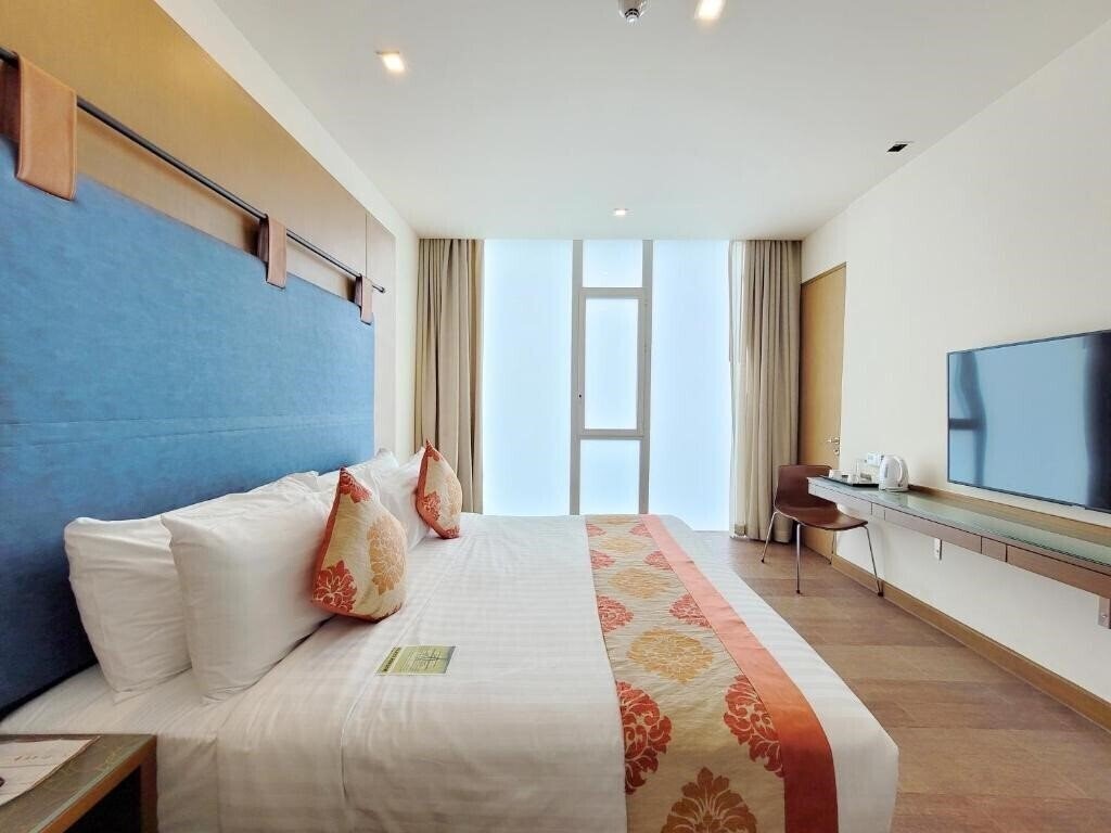 Фотография On8 Sukhumvit Nana 3*