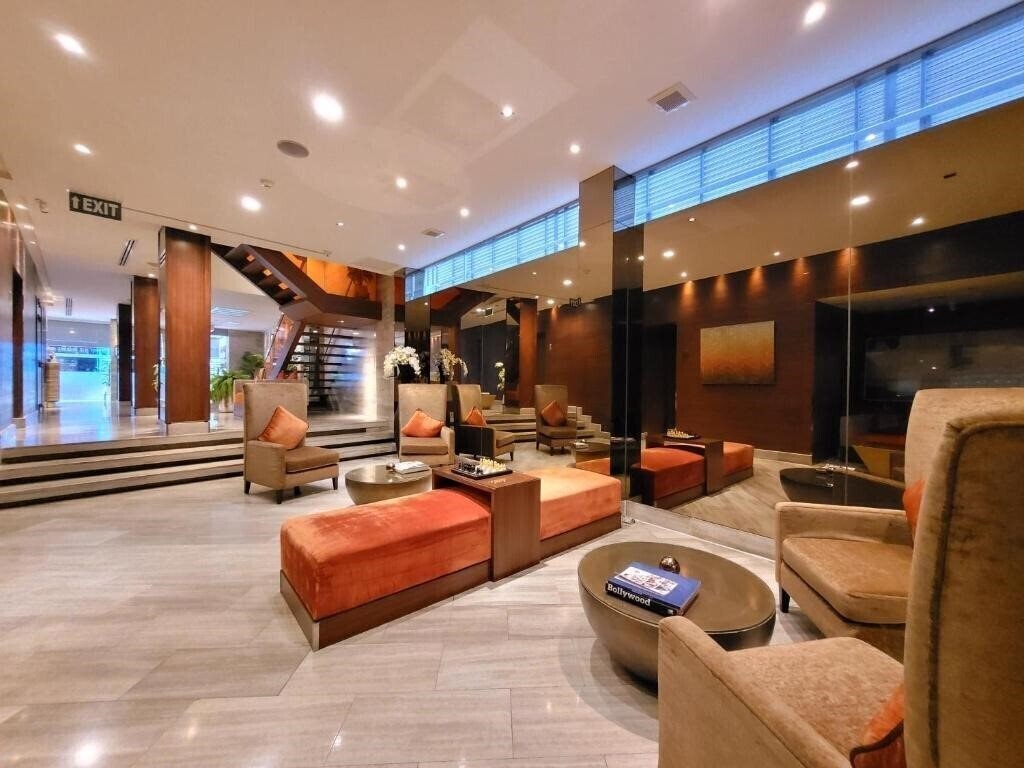 Изображение On8 Sukhumvit Nana 3*