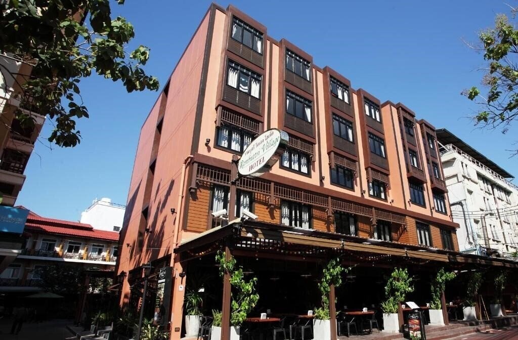 Фото Rambuttri Village Inn & Plaza 2*