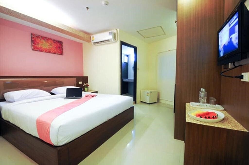 Отель Royal Express Inn Bangkok 2*