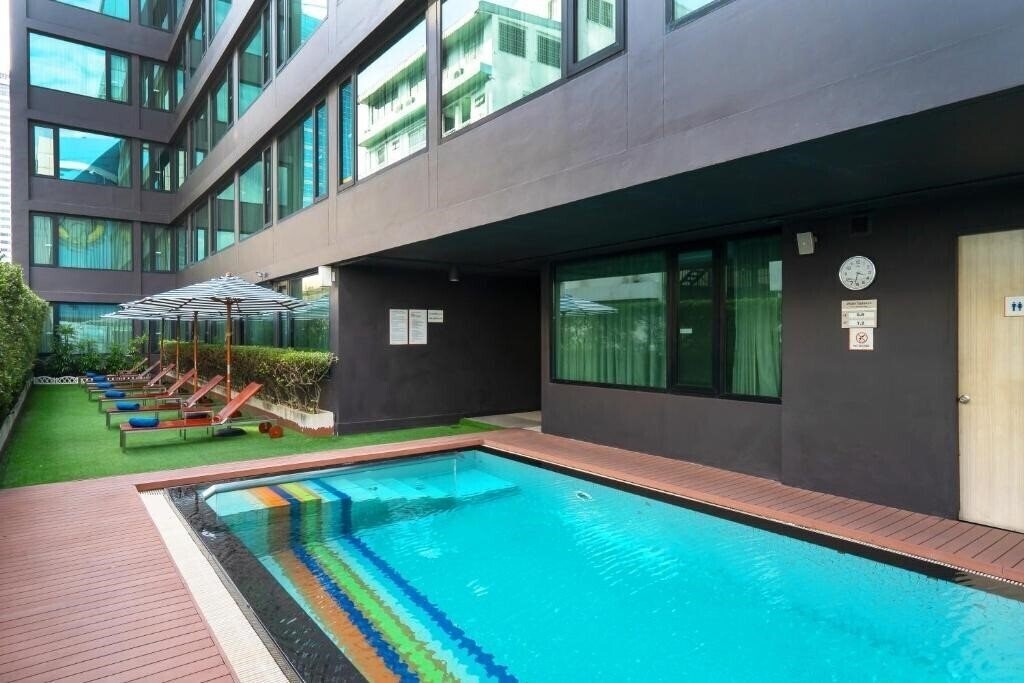 Фото Vic3 Bangkok 3*