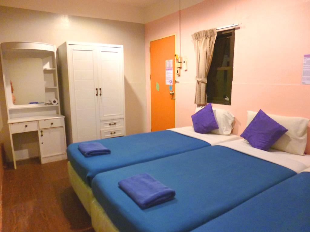 Фото Sawasdee Smile Inn 2*