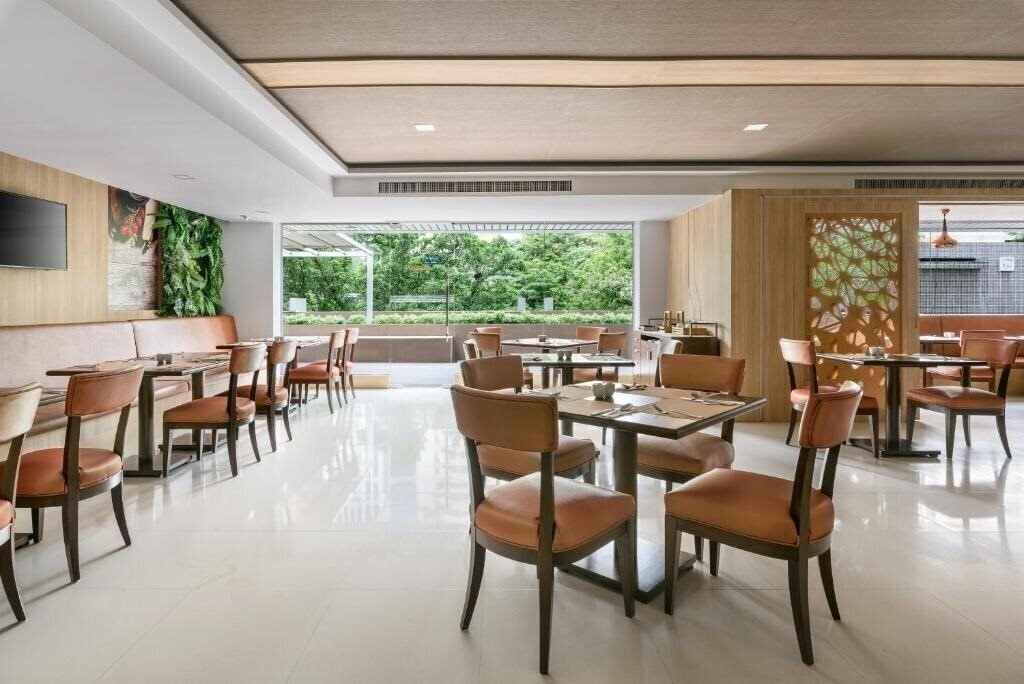 Фотография Adelphi Grande Sukhumvit by Compass Hospitality 4*