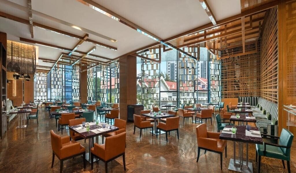 Картинка Renaissance Bangkok Ratchaprasong Hotel (ex. Renaissance Bangkok Ratchaprasong) 5*