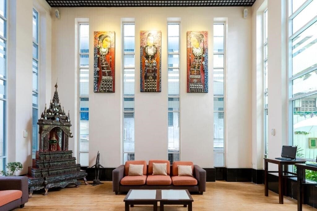 Картинка Pinnacle Lumpinee Hotel & Spa 3*