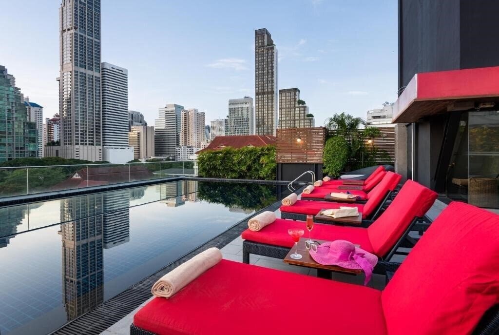 Отель U Sukhumvit Bangkok 4*