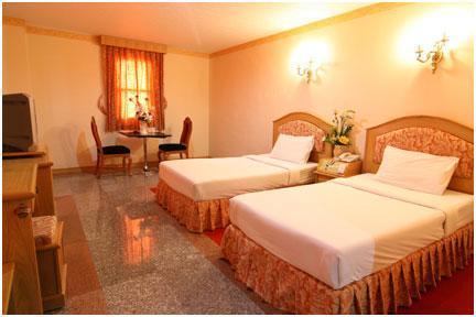 Картинка 13 Coins Tower Hotel Ratchada 2*