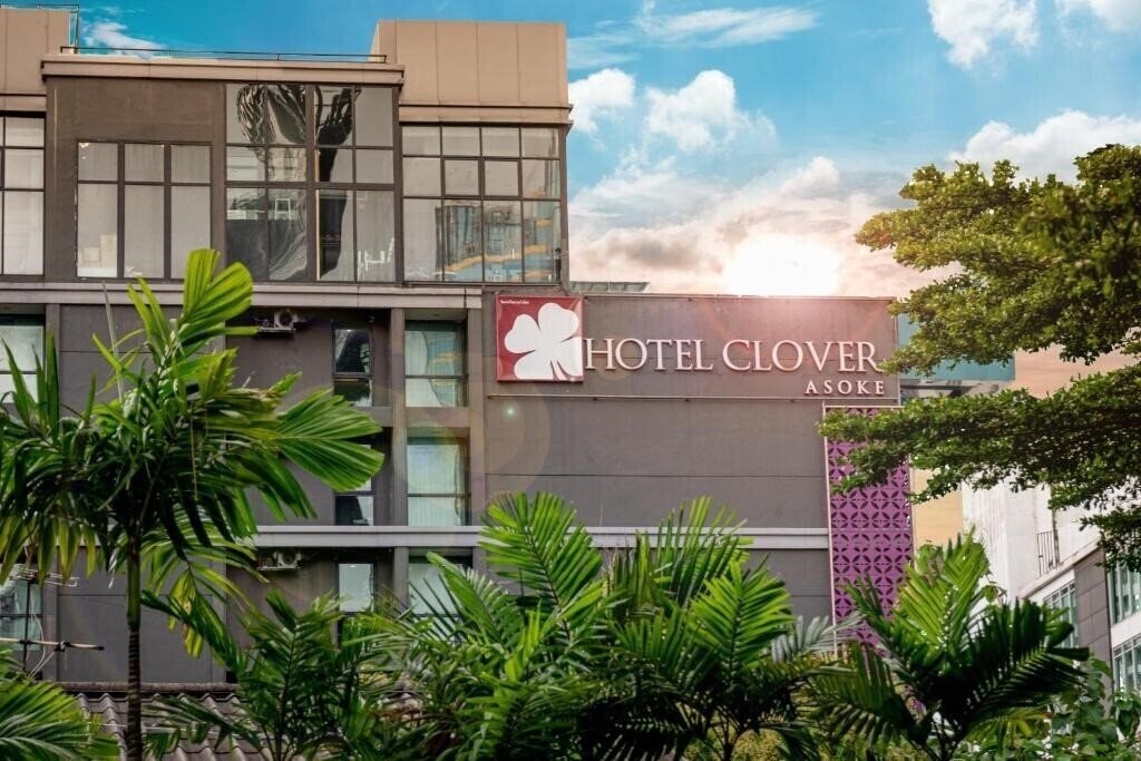Фотография Hotel Clover Asoke 4*