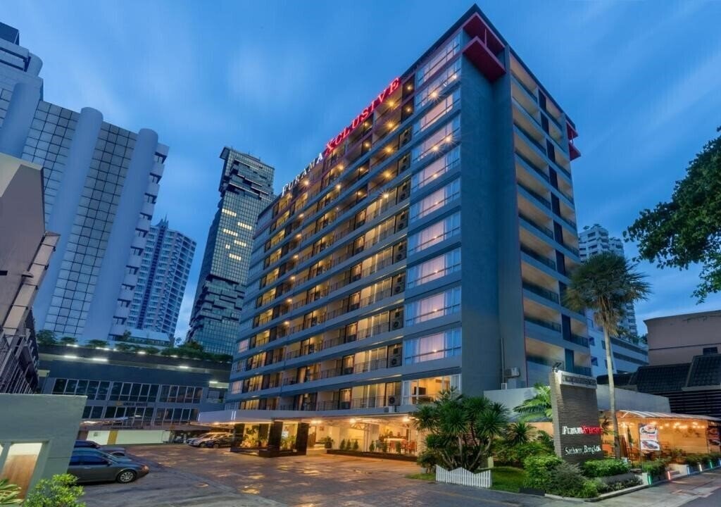 Отель Furamaxclusive Sathorn 4*