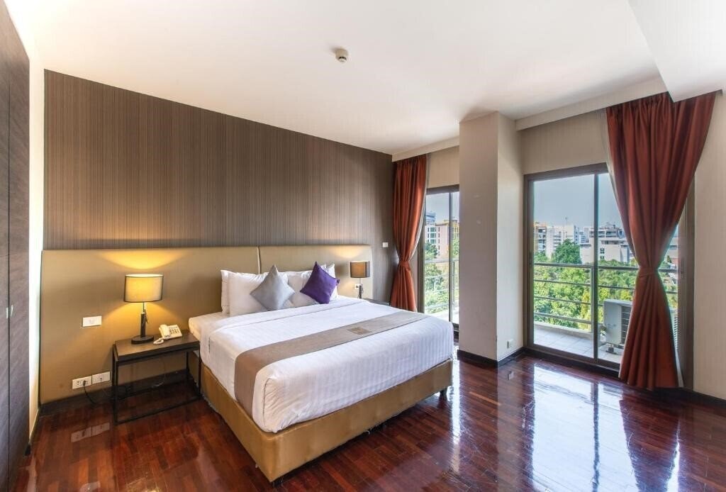 Отель Mida City Resort Bangkok 4*