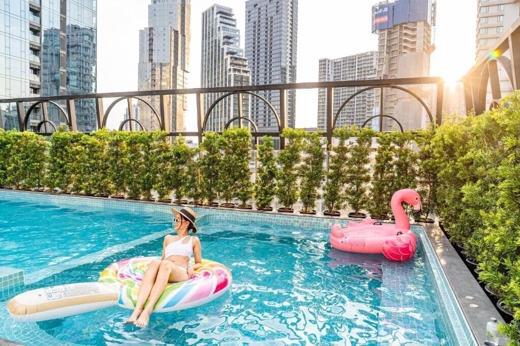 Отель The Salil Hotel Sukhumvit 57 5*