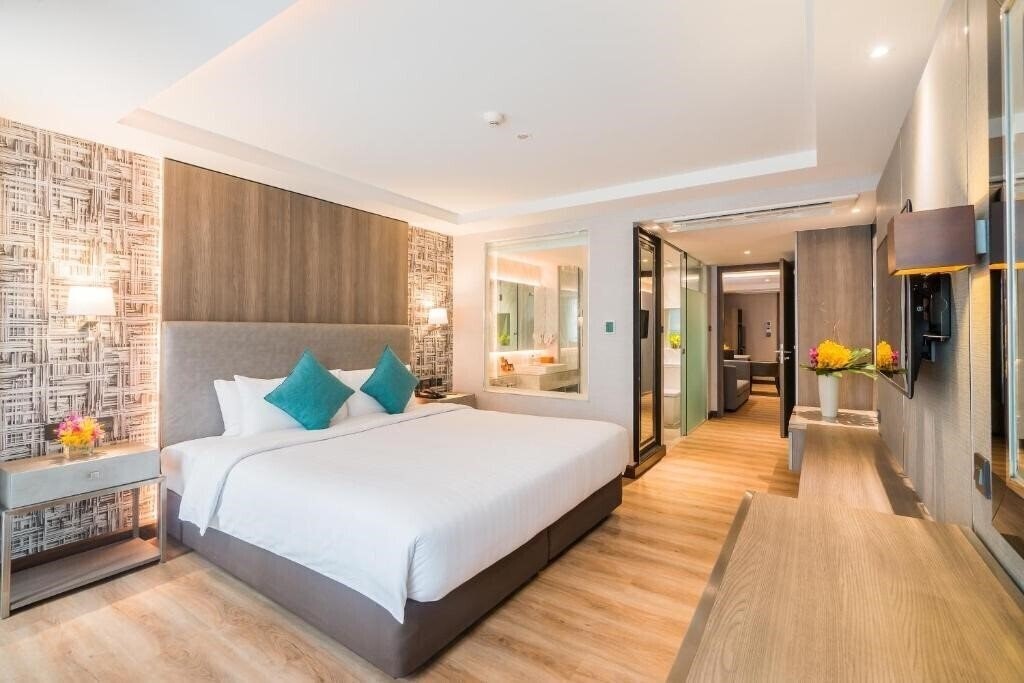 Отель Citrus Suite Sukhumvit 6 Bangkok 4*