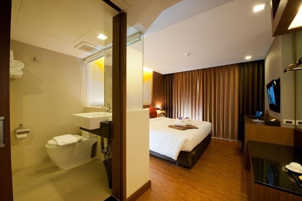 Фотография 41 Suite Bangkok 3*