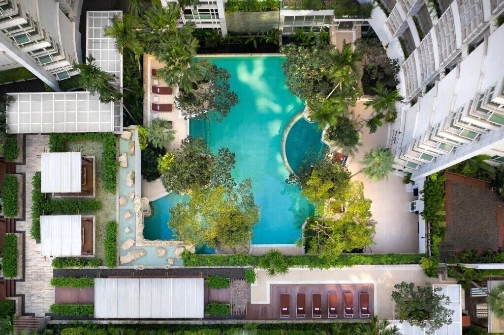 Фото Dusit Suites Ratchadamri 5*