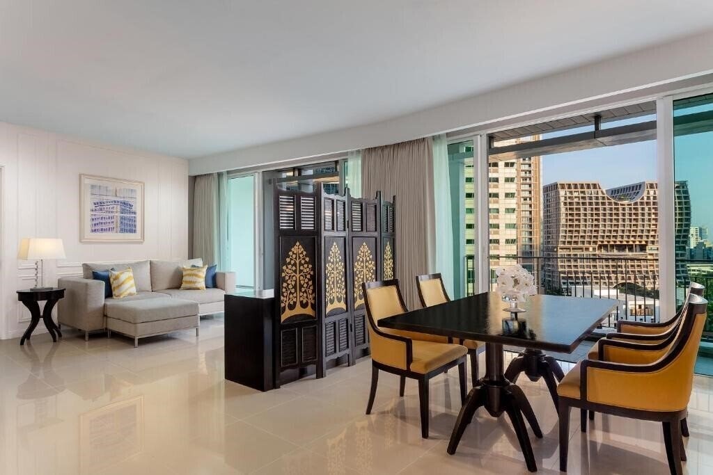 Картинка Dusit Suites Ratchadamri 5*
