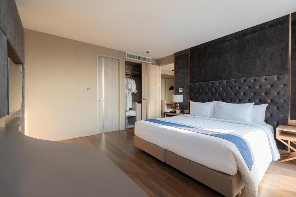 Фото Zayn Hotel 4*