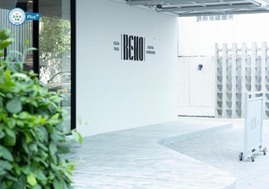 Изображение Reno Hotel Bangkok Southwind Crew 4*