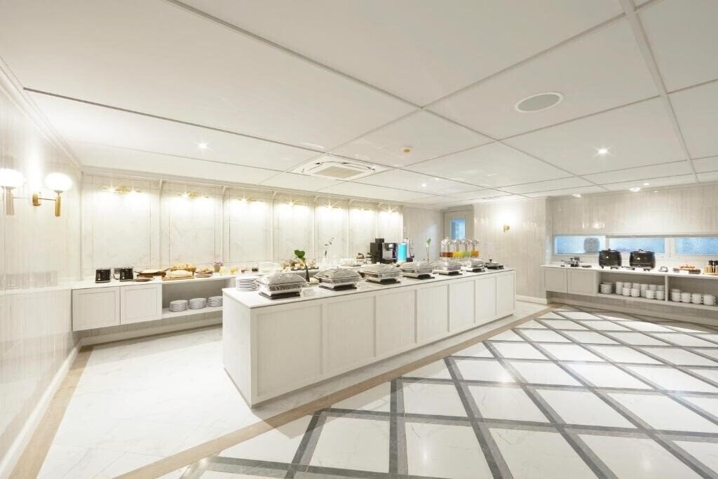 Фото The Quarter Ploenchit 4*