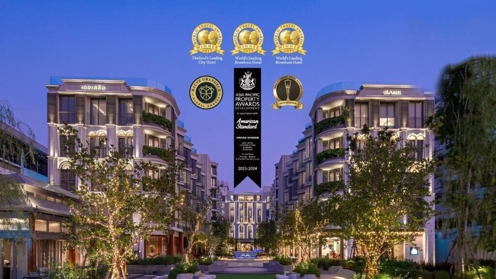 Отель The Salil Hotel Riverside Bangkok 5*