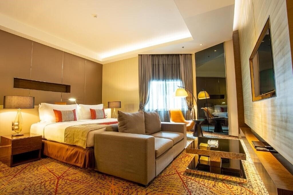 Картинка Graceland Bangkok By Grace Hotel 4*