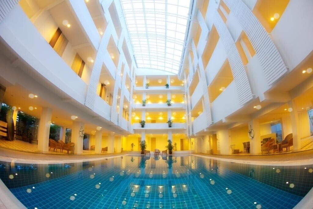 Изображение Trang Hotel Bangkok 3*