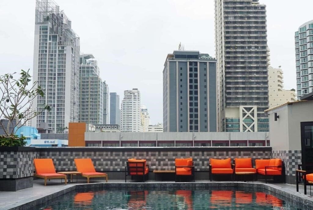 Фотография Ramada By Wyndham Bangkok Sukhumvit 11 3*
