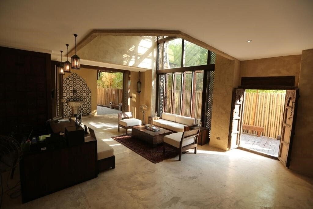 Фото Dewan Bangkok 3*