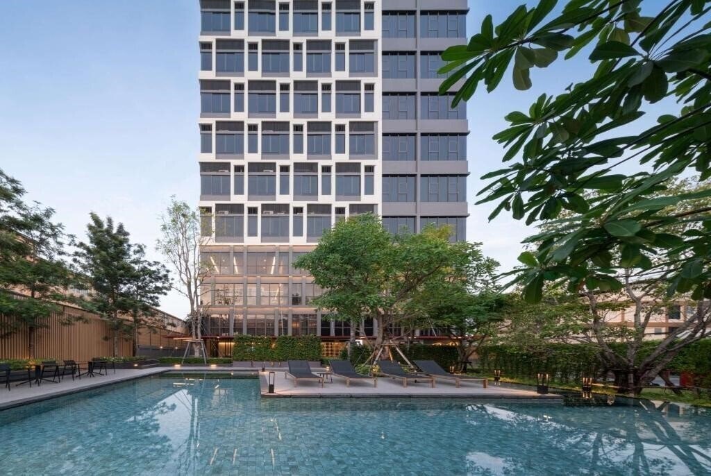 Фото Ramada By Wyndham Bangkok Sukhumvit 87 4*