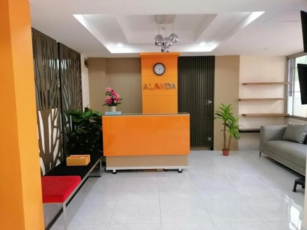 Фото Alanda Hotel & Apartment 2*